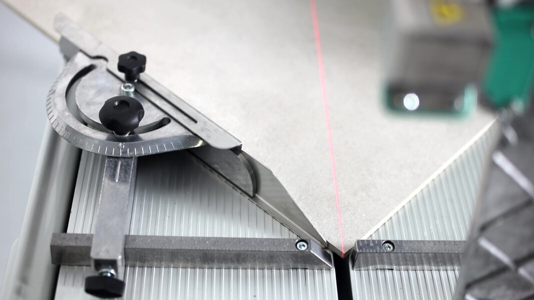 Imer Combicut 250/1500 VA 10'' Tile Saw - Image 3