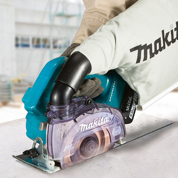 Makita DCC500ZX1 - 5" Cordless Masonry Saw - Image 3